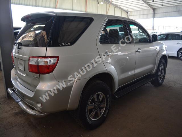 2011 Toyota Fortuner
