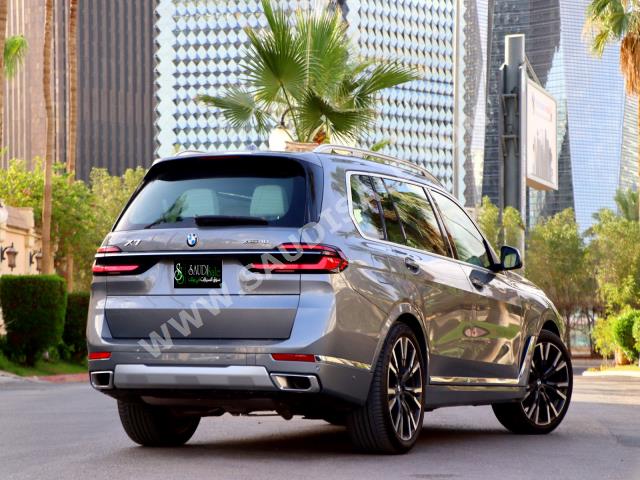 2023 بي ام دبليو الفئة اكس 7