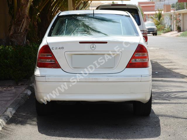 2002 مرسيدس - بنز سي 230
