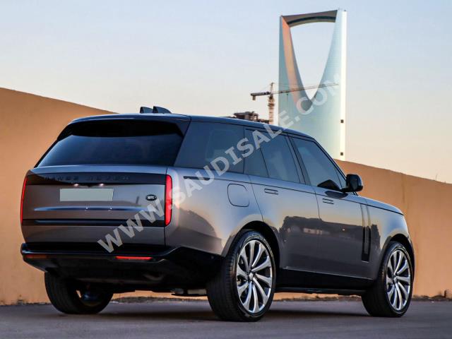 2023 لاند روفر رينج روفر اتش اس اي