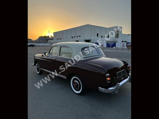 1959 مرسيدس - بنز سي 180