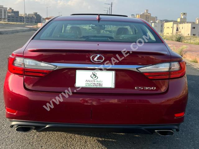 2018 لكزس إي إس 350