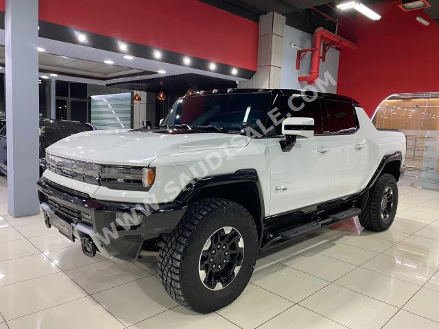 2023 جي ام سي همر اتش اي في