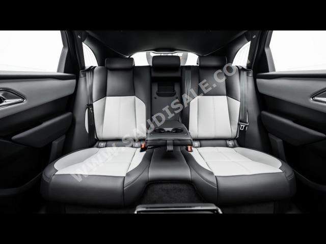 2024 لاند روفر رينج روفر فيلار أر - دايناميك