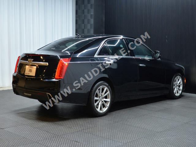 2019 كاديلاك سي تي اس