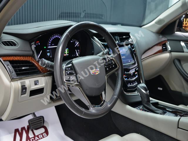 2019 كاديلاك سي تي اس