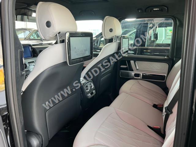 2024 مرسيدس - بنز جي 63 أي إم جي