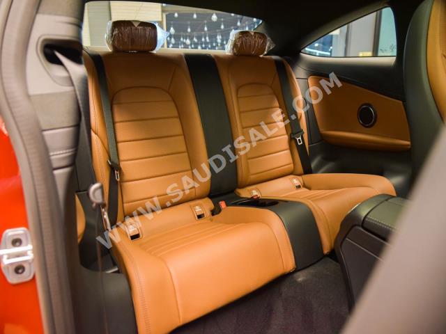 2023 مرسيدس - بنز سي 200 أي إم جي كوبيه