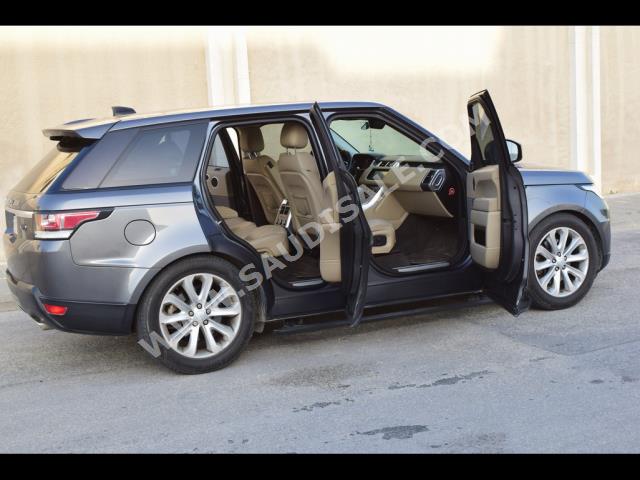 2017 Land Rover Range Rover Sport SE
