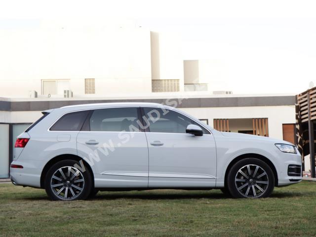 2016 اودي كيو 7