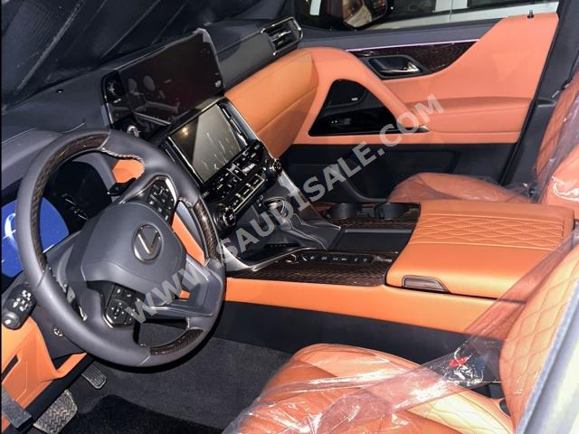 2023 لكزس إل إكس 600 في أي بي