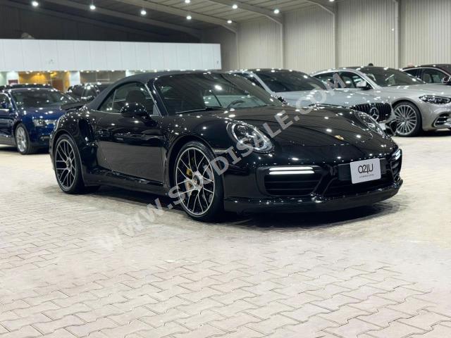 2017 Porsche 911 Turbo S