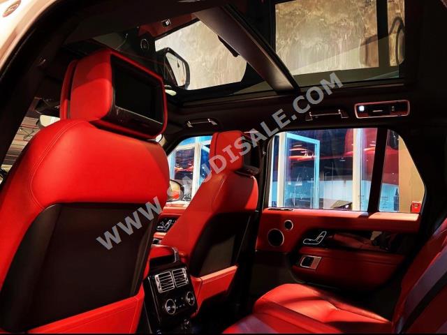 2018 لاند روفر رينج روفر فوج اس اي