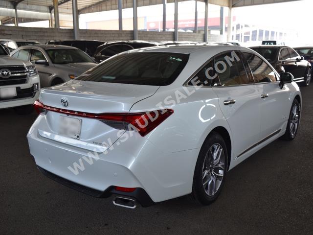 2021 Toyota Avalon Touring