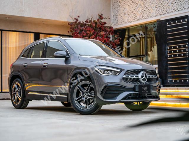 2022 Mercedes-Benz GLA 200