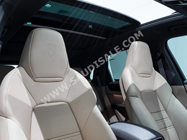 2023 بورش كايين بلاتينيوم اديشن