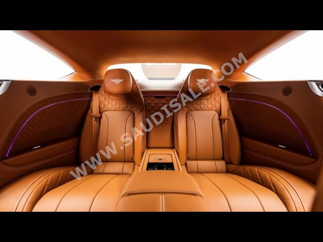 2019 بنتلي كونتيننتل جي تي