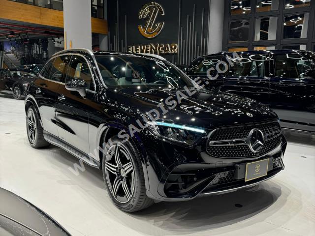 2023 مرسيدس - بنز جي إل سي 200