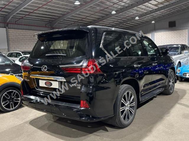 2020 لكزس إل إكس 570 اس