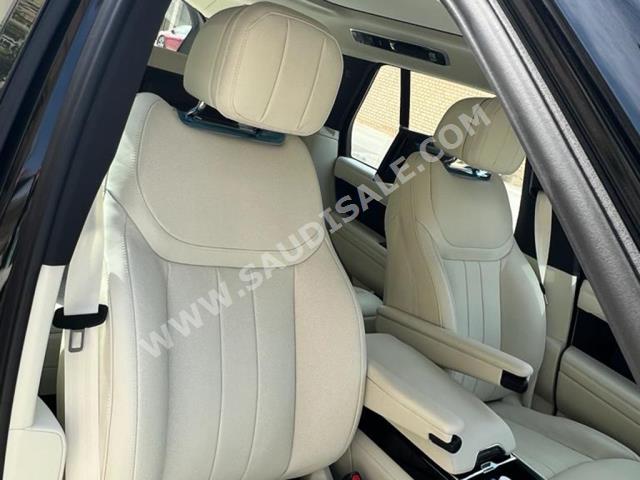 2023 لاند روفر رينج روفر فوج اس اي