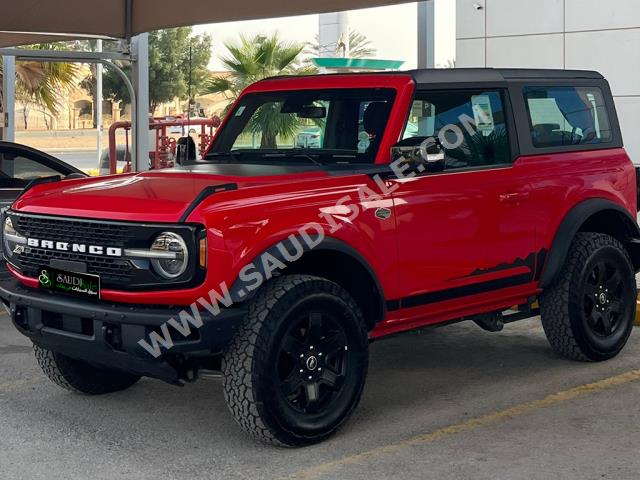 2021 فورد برونكو وايلد تراك