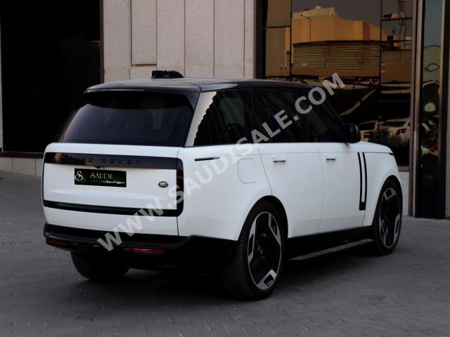 2022 لاند روفر رينج روفر اتش اس اي