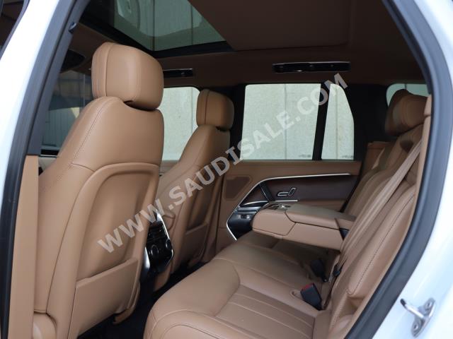 2022 لاند روفر رينج روفر اتش اس اي