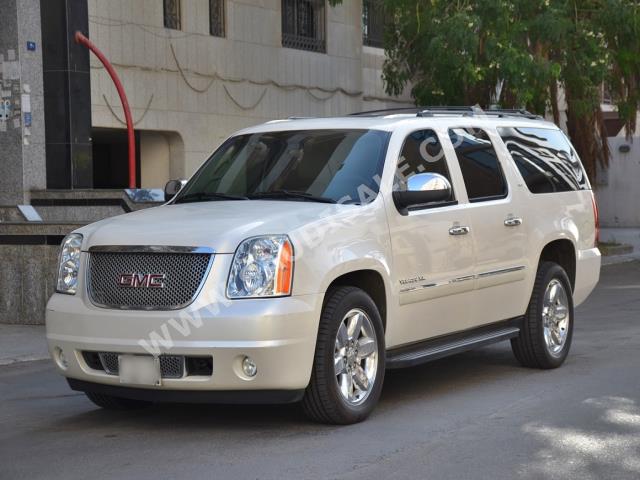 2011 GMC Yukon SLT