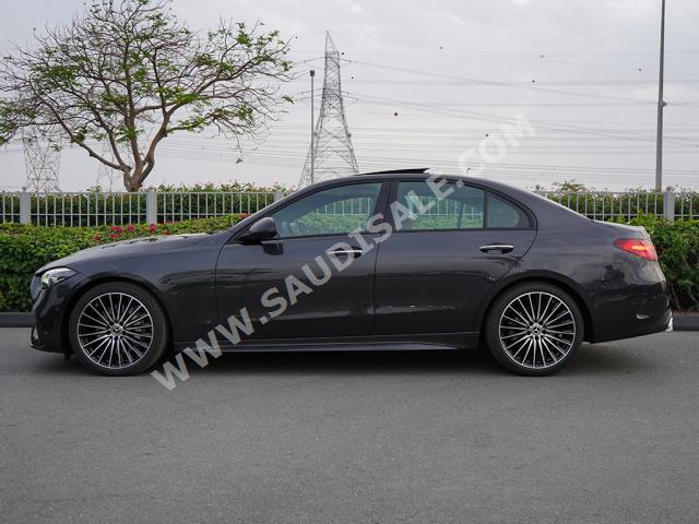 2023 مرسيدس - بنز سي 300