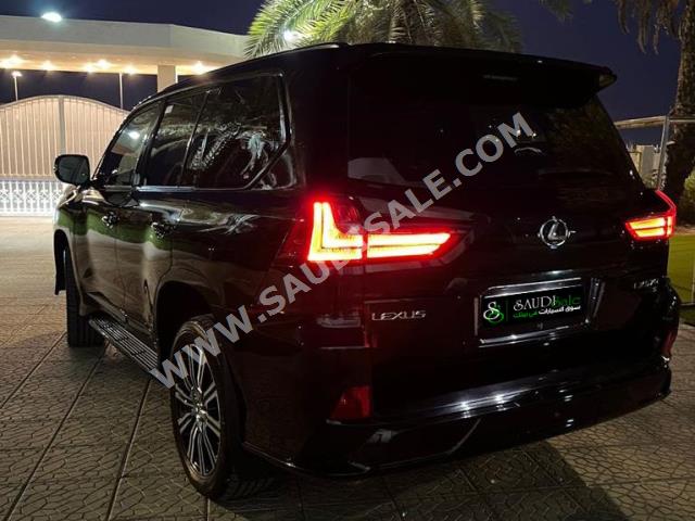 2020 لكزس إل إكس 570 اس