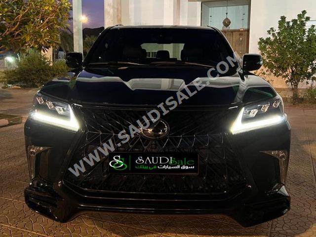 2020 لكزس إل إكس 570 اس