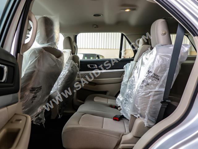 2018 فورد اكسبلورر اكس ال تي