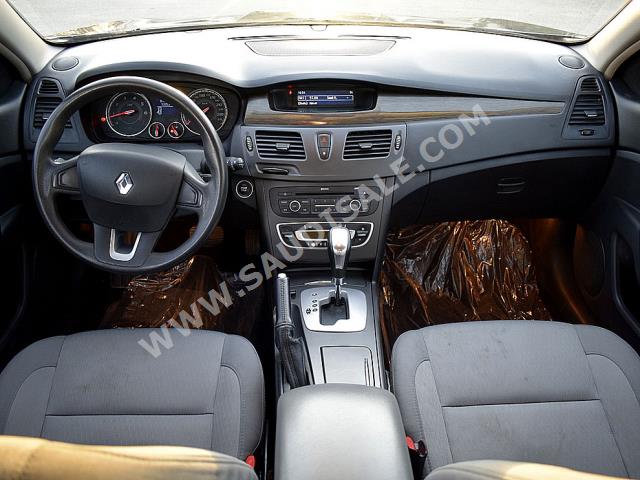 2015 Renault Safrane
