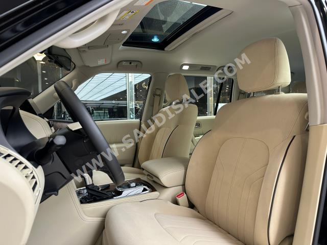 2023 Nissan Patrol SE2