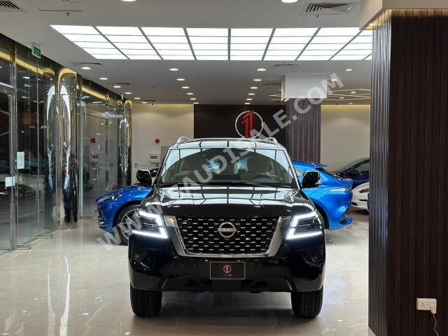 2023 Nissan Patrol SE2