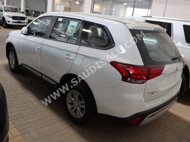 2022 Mitsubishi Outlander