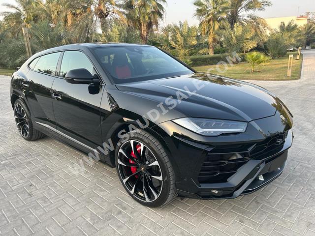 2019 لمبرجيني اوروس