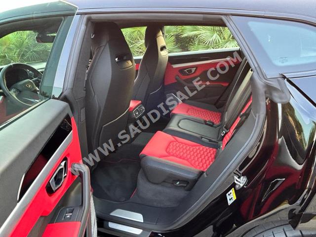 2019 لمبرجيني اوروس