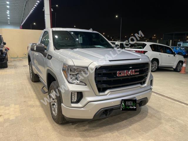 2022 GMC Sierra