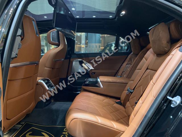 2023 بي ام دبليو الفئة السابعة 740أي