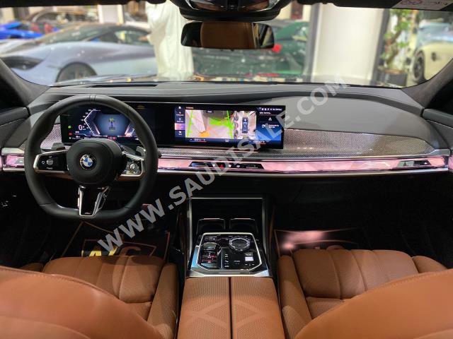 2023 بي ام دبليو الفئة السابعة 740أي