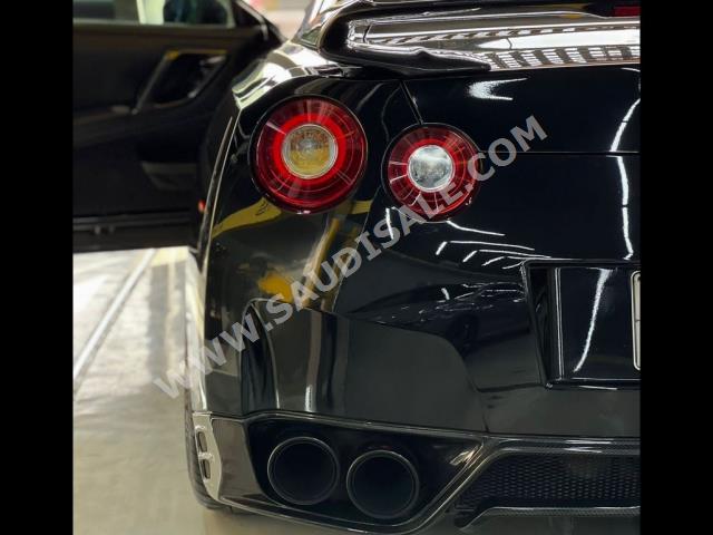 2012 Nissan GT-R Nismo