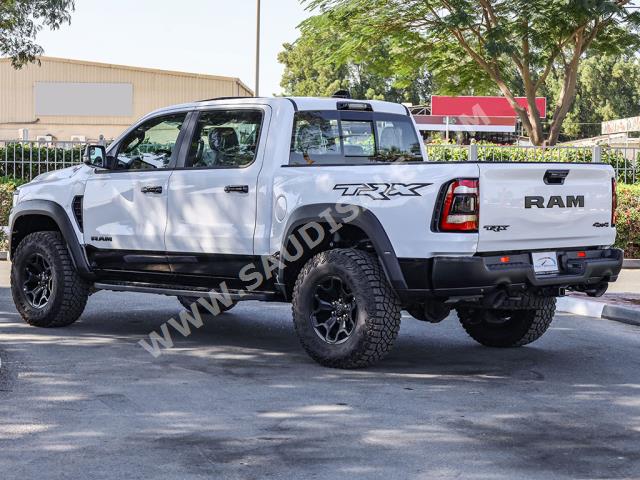 2023 دودج رام تي ار اكس