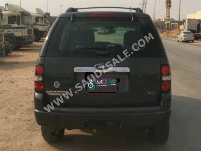 2010 فورد اكسبلورر