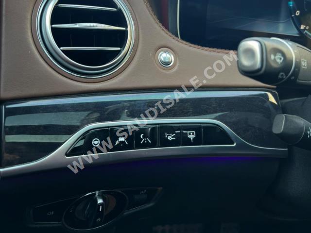 2018 مرسيدس - بنز إس 560 أي إم جي