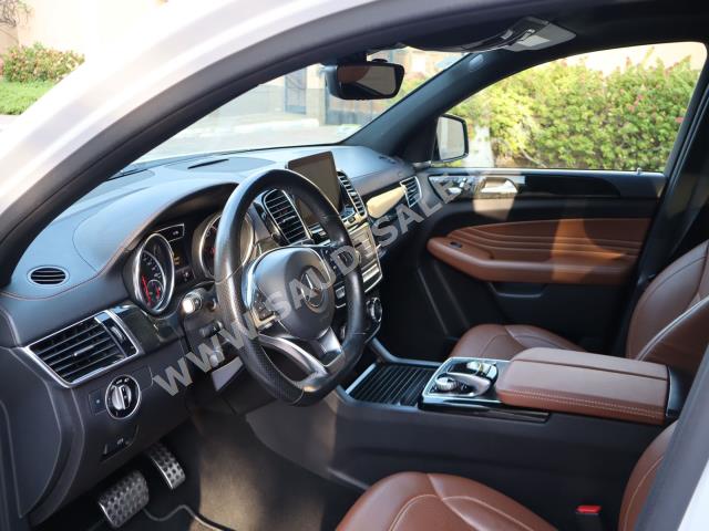 2018 مرسيدس - بنز جي إل إي 43 أي إم جي