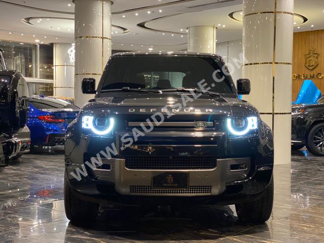 2023 لاند روفر ديفيندر