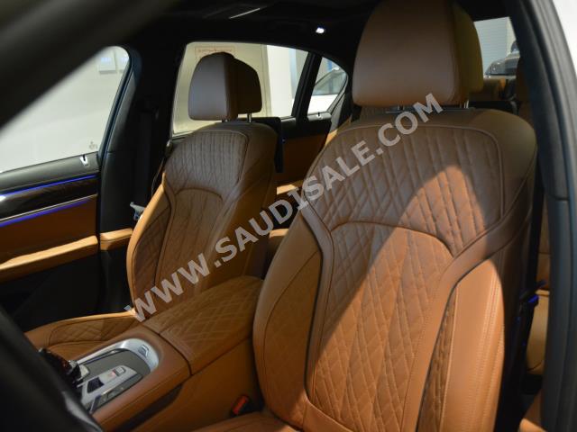 2021 BMW 7 Series 750Li