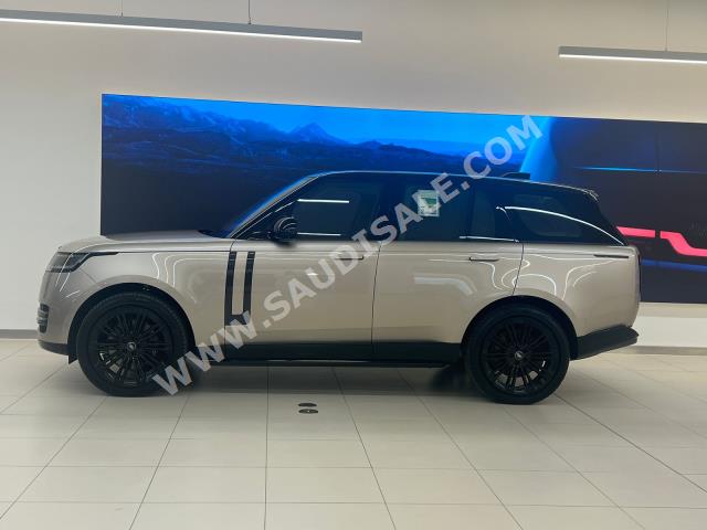 2022 لاند روفر رينج روفر فيرست اديشن