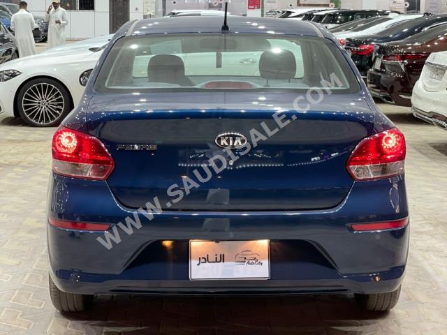 2021 كيا بيجاس